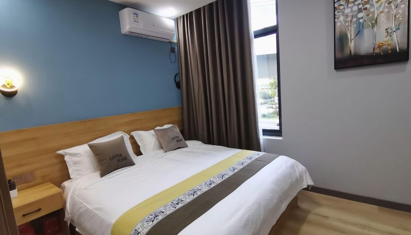 Camera business - Xingyun Hotel (Longmen High Speed Rail Station Store)