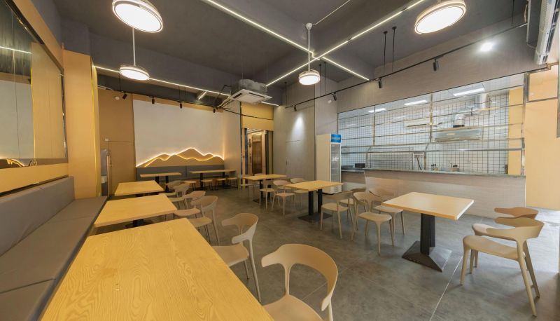 Zewnętrzna część hotelu - Harman Smart Hotel