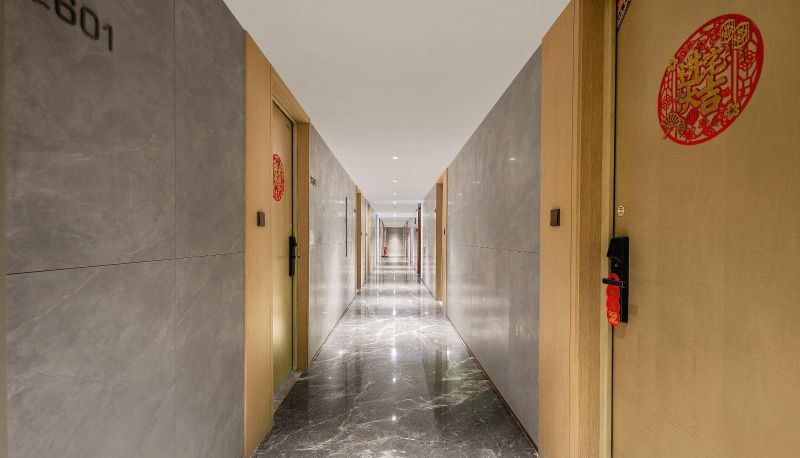 Zewnętrzna część hotelu - Rumi Hotel (South Railway Station Store)