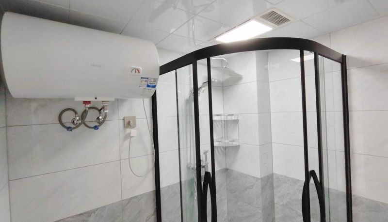 Camera business - Chinese Yiju Unmanned Self Service Hotel (over 100 million square stores)