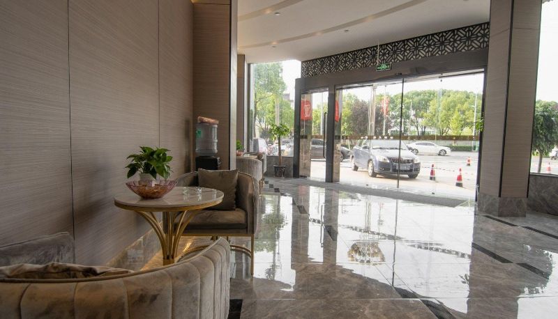 Zona exterior del hotel - Junhao Holiday Inn
