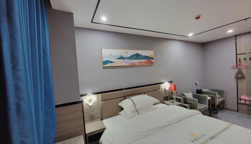 Camera - Boya · Light Hotel (International Commodity City Store)