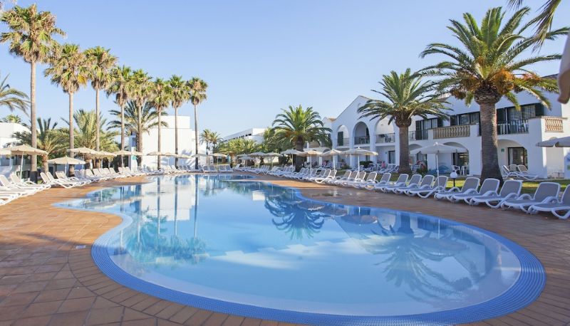 Havuz - Grupotel Mar de Menorca