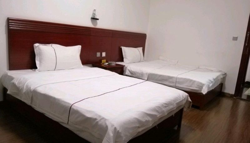 Camera business - Kaiyuan  Shiqiao Hotel 128