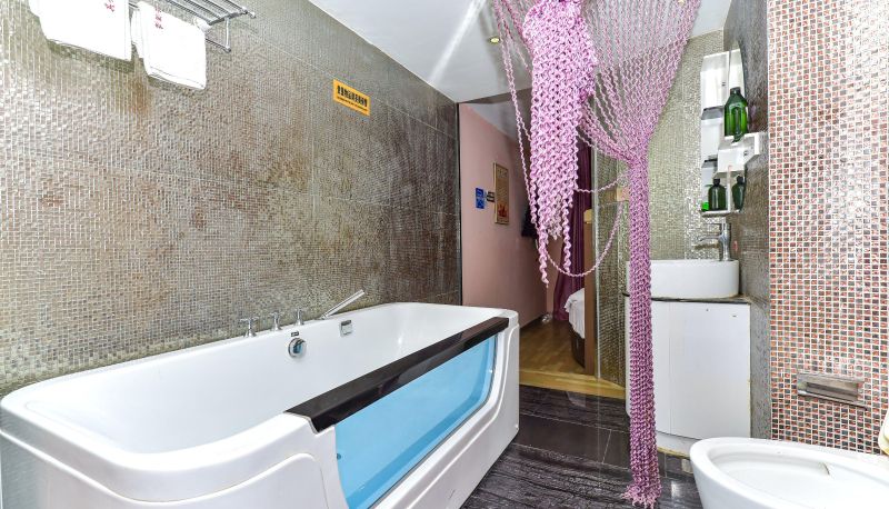Camera - (Prepayment Required)Junfu Hotel