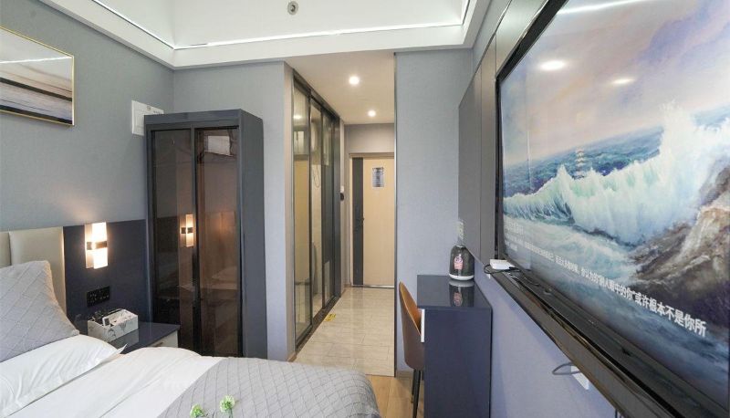 Business room - Manyu · Light Luxury Cinema Hotel (Zhongjie Times Square Store)