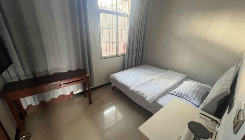 Zimmer - Ping An Hotel (Customs Road Branch)