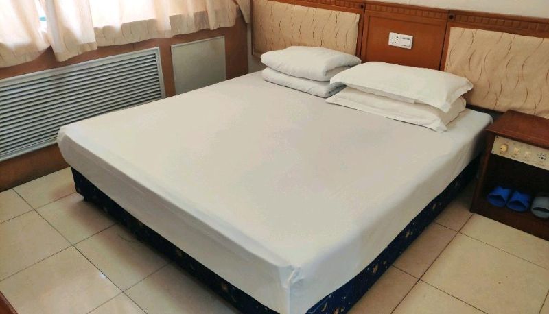 Camera - Blue Ocean Hotel