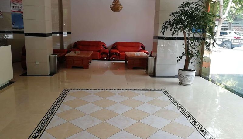 Area esterna dell'hotel - Junyi Chain Hotel (Kaiyuan Dongcheng People's Hospital Store)