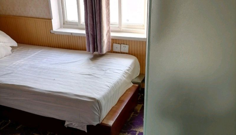 Zimmer - Zero One Business Room