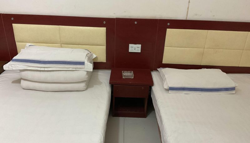 Kamer - Baihe Hotel (Fucun Garden Store)