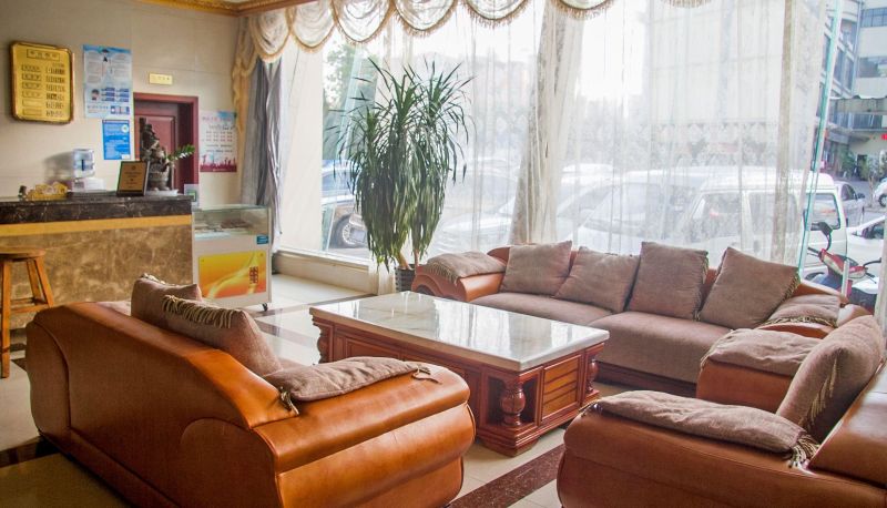 Zewnętrzna część hotelu - Haigang Business Travel Hotel