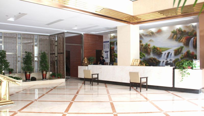 Hotel Außenbreich - Golden Coast Cinema Theme Hotel (Liuyang Traditional Chinese Medicine Hospital Branch)