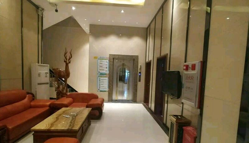Area esterna dell'hotel - Jinbiju Business Hotel