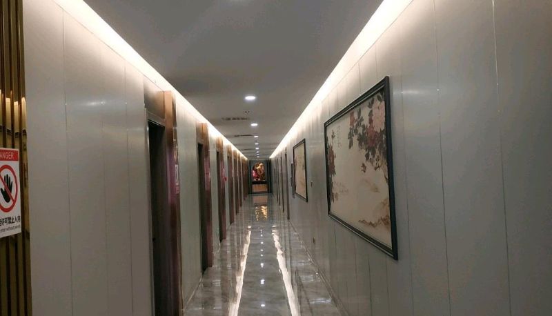 Area esterna dell'hotel - Xinjuyuan Hotel