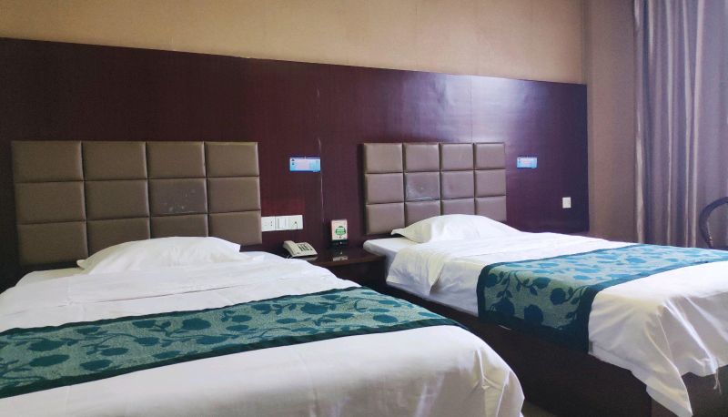 Camera - Golden Business Hotel