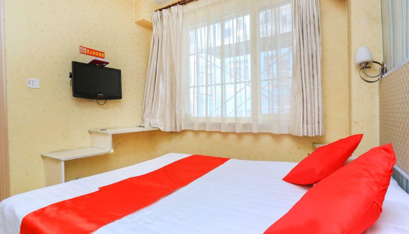 Camera business - Love Travel Fashion Hotel