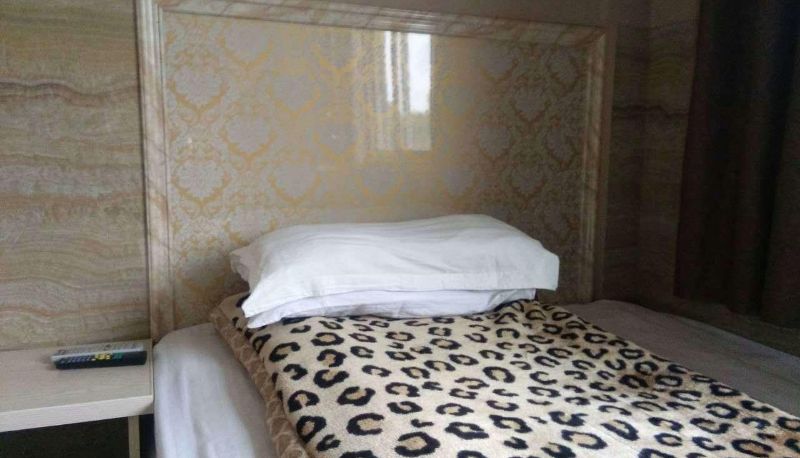 Camera - Liangzhen Holiday Hotel