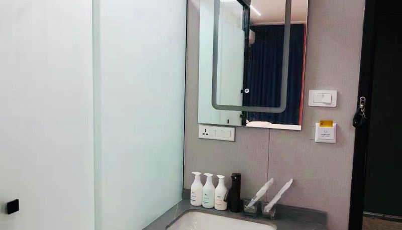 Room - Sunshine Holiday Hotel