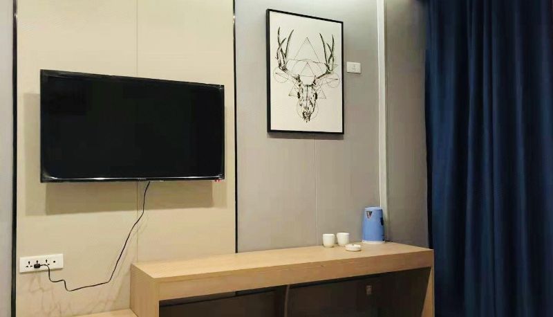 Room - Sunshine Holiday Hotel