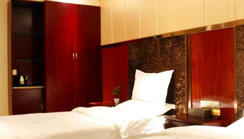 Kamer - Longqing Business Hotel
