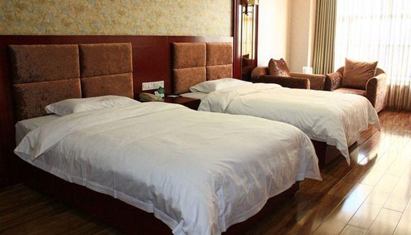 Hotel Außenbreich - Rongweizhai Hotel (Guyuan Wahaha Playground Branch)