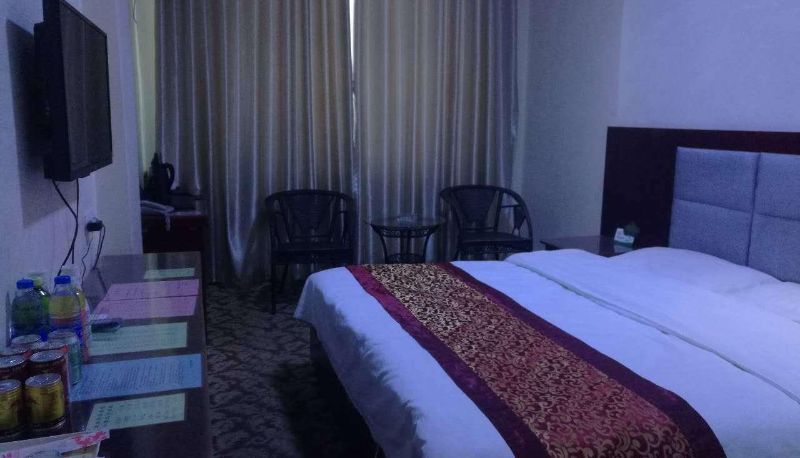 Camera - Longquan Business Hotel