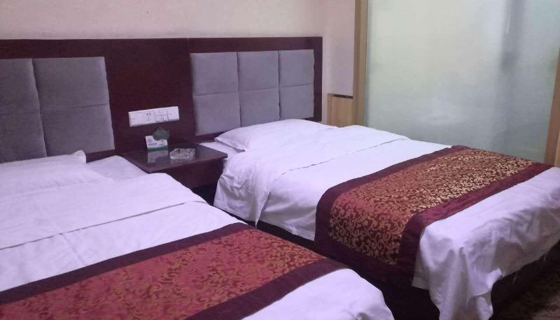 Camera - Longquan Business Hotel
