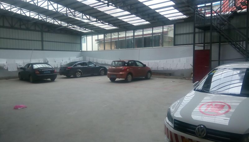 Zona exterior del hotel - Aru Business Hotel