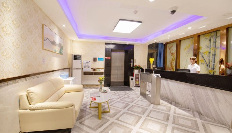 Buitenruimte van het hotel - Sainan Hotel (Guangzhou Baiyun New City Baixin Plaza Store)