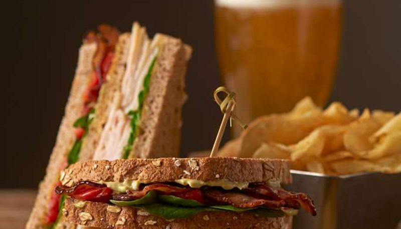 Restaurant - Hyatt Place Nashville Airport