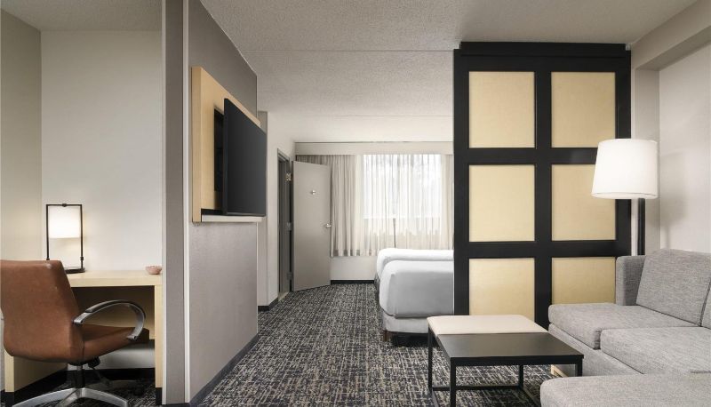 Camera - Hyatt Select Richmond Chester