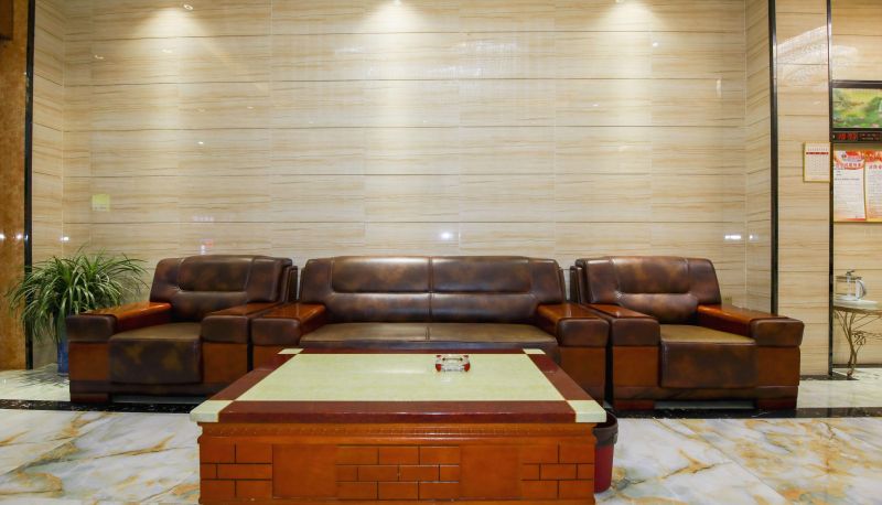 Hotel Außenbreich - Yilong Hotel (Huangjiang Avenue Branch  Huangxing Town)