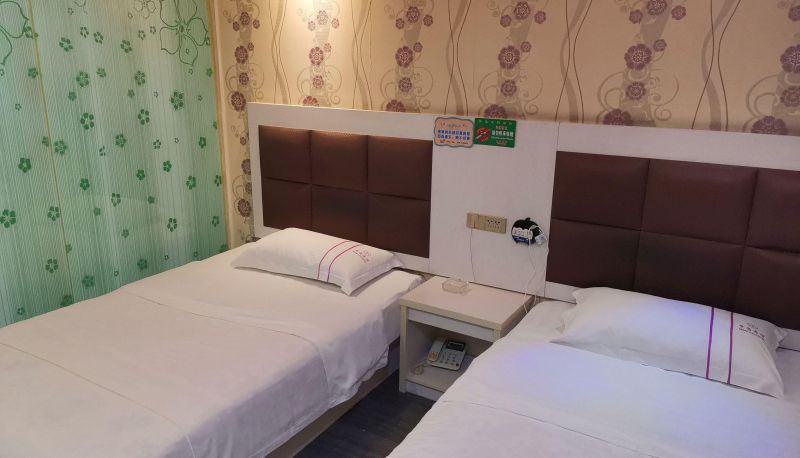 Camera business - Dream Love Hotel (Enshi Street Branch)