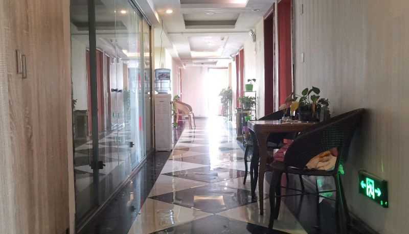 Zona exterior del hotel - Julu Leisure Hotel (Guiyang North Station Store)