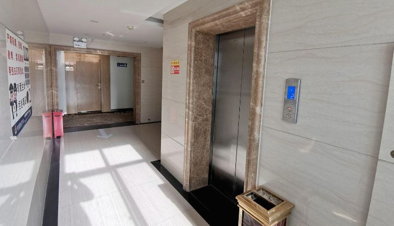 Hotel Außenbreich - Sunshine Holiday Business Hotel (Donggang Branch)
