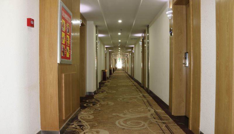 Hotel Außenbreich - Sunshine Holiday Business Hotel (Donggang Branch)