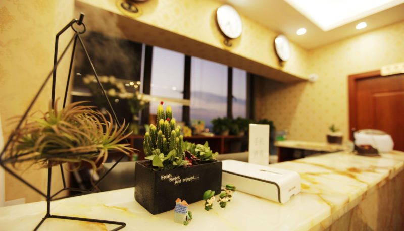 Buitenruimte van het hotel - Yaxuan Business Hotel (Kunming South Station Branch)