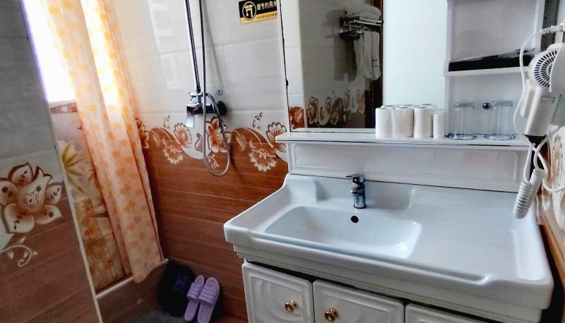 Camera business - Yimeng Business Hotel (Xilin Square Branch)
