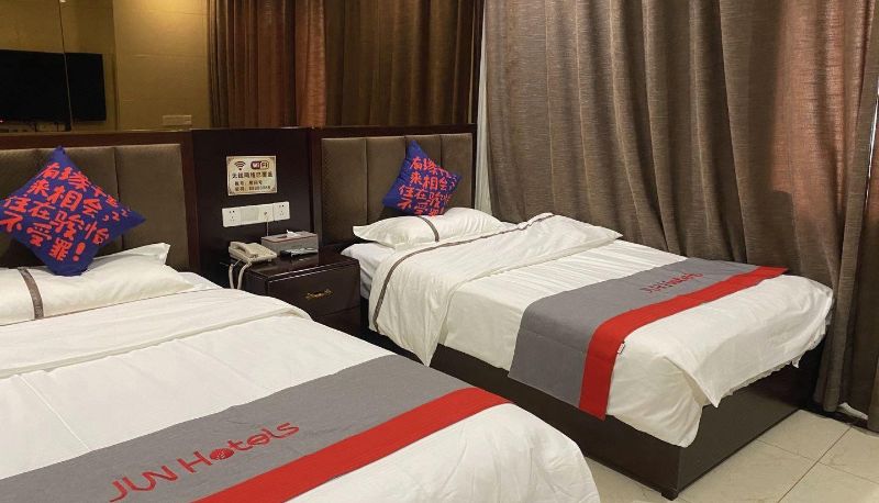 Zimmer - Nanjing)  Pukou District  Qiaolin Street Junyi Chain Hotel (Puwu Street Branch