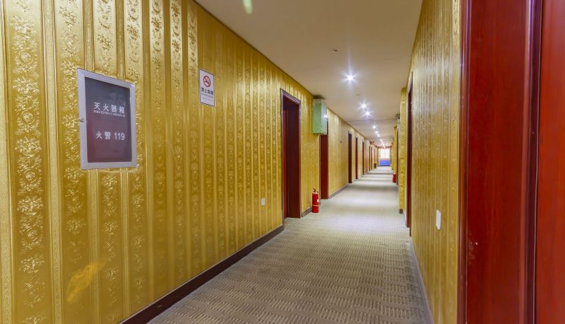Buitenruimte van het hotel - Meiyue Hotel