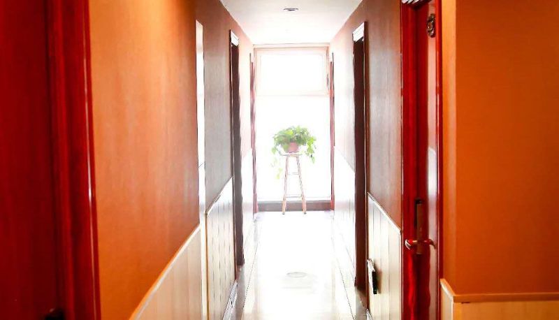 Zona exterior del hotel - Jinhong Guest House