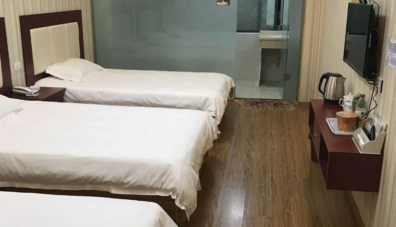 Room - Green Valley Business Hotel