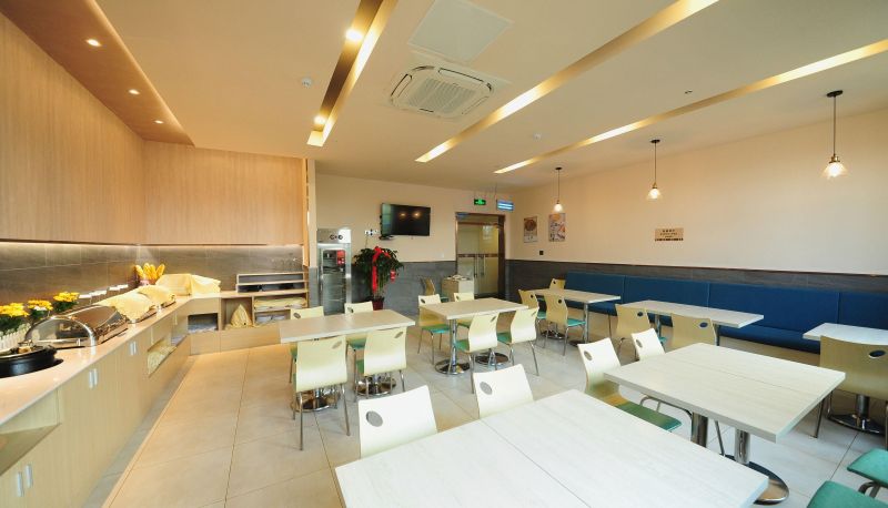 Hotel Außenbreich - Jinan)  Zidong Avenue  Qilu Science and Technology City Ginza Jiayi (Oulebao Store