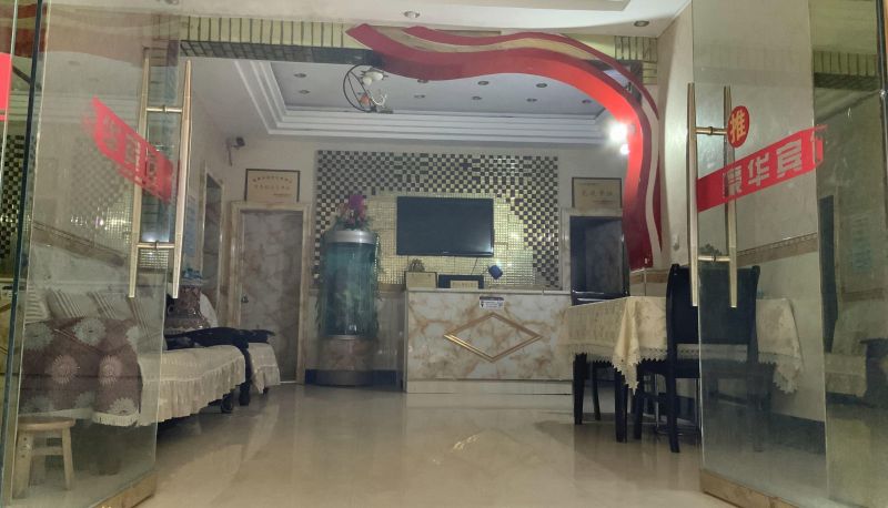 Hotel Außenbreich - Luxury Hotel (Xiantao Mall Building Store)