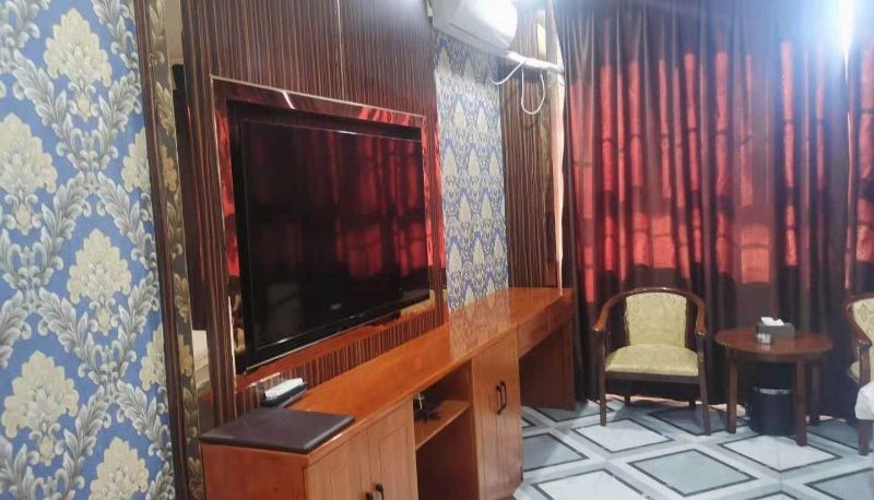 Area esterna dell'hotel - Hongze Business Hotel