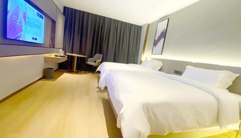Camera business - Li Feng Hotel (Longhui High Speed Rail Station Store)