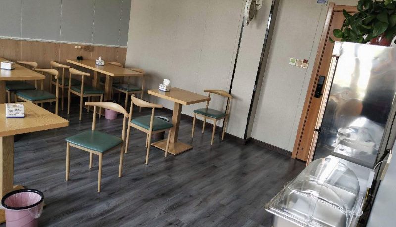 Area esterna dell'hotel - Faraway Hotel
