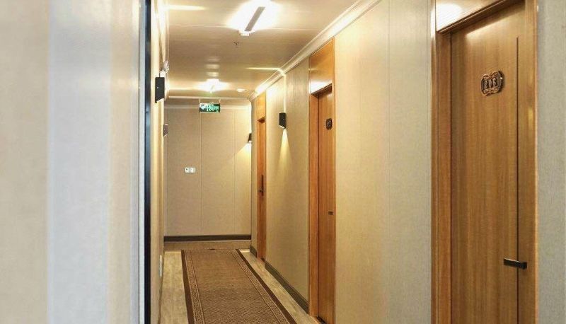 Area esterna dell'hotel - Faraway Hotel