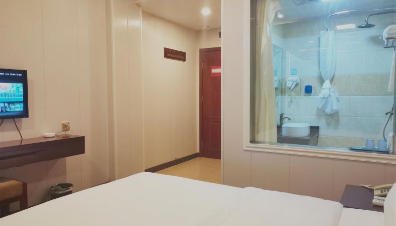 Camera business - Pai Hotel (Dingxi Min County Bus Station Danggui Medicinal City Store)